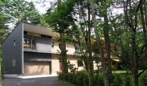 外断熱工法の別荘